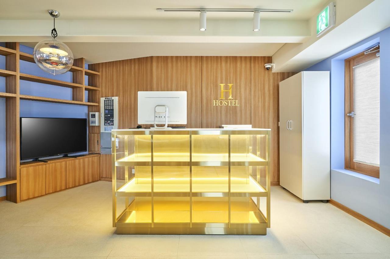 H Hostel Itaewon Seoul Exterior photo
